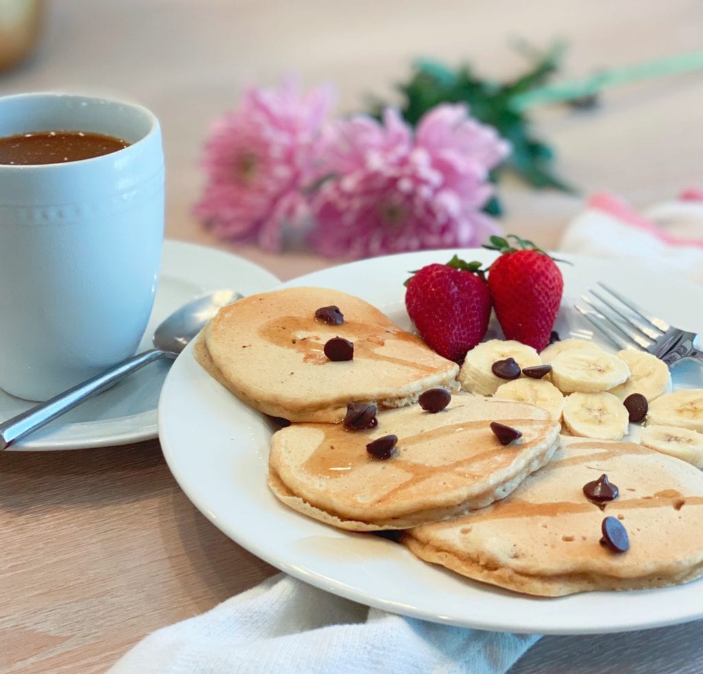 Healthy Mother’s Day Breakfast :: Banana Protein Pancakes